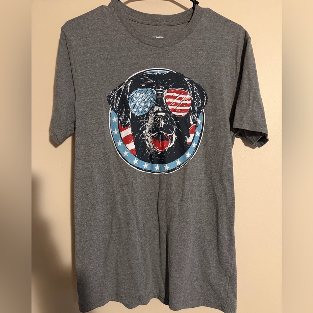 Gray T-Shirt with Patriotic Dog Print
